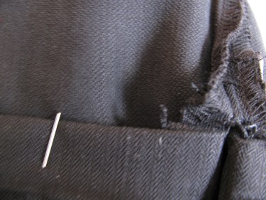 leg of pants too wide for vent, 555