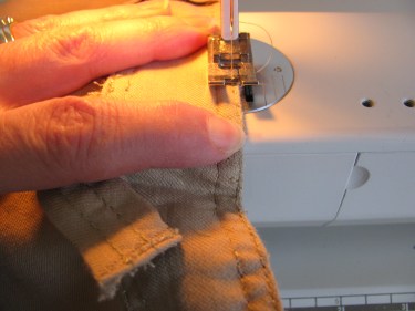 stitching the top of the waist, 746