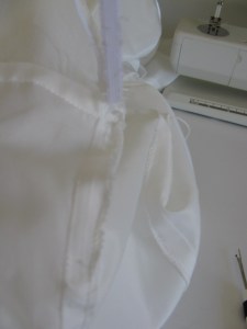 sewing blog 009 turn the boning over and place it correctly back in