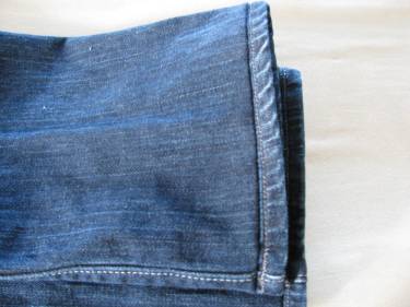 the view of the jeans from the right side