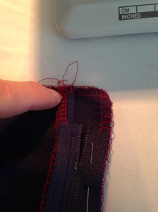 pin zipper on second side, easiest way ever, 6319