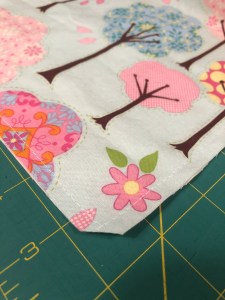 4303, trim the corner of the pillowcase