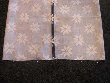 9173, pin all edges of pillow cover