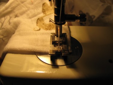 9219, stitching at the corner of the baby blanket gauze