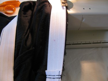 8377, stretching the elastic when replacing elastic on shorts