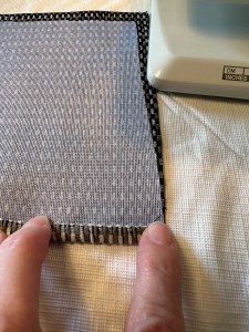 5203, the raw edge pressed under twice, armchair caddy